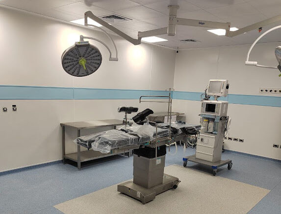 Operating Room Finishing According to the Highest Standards of Hygiene and Safety